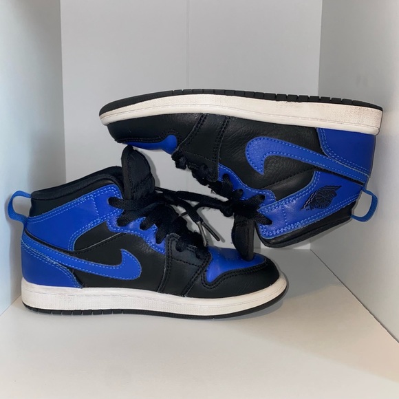 Jordan 1 Mid - Picture 2 of 3